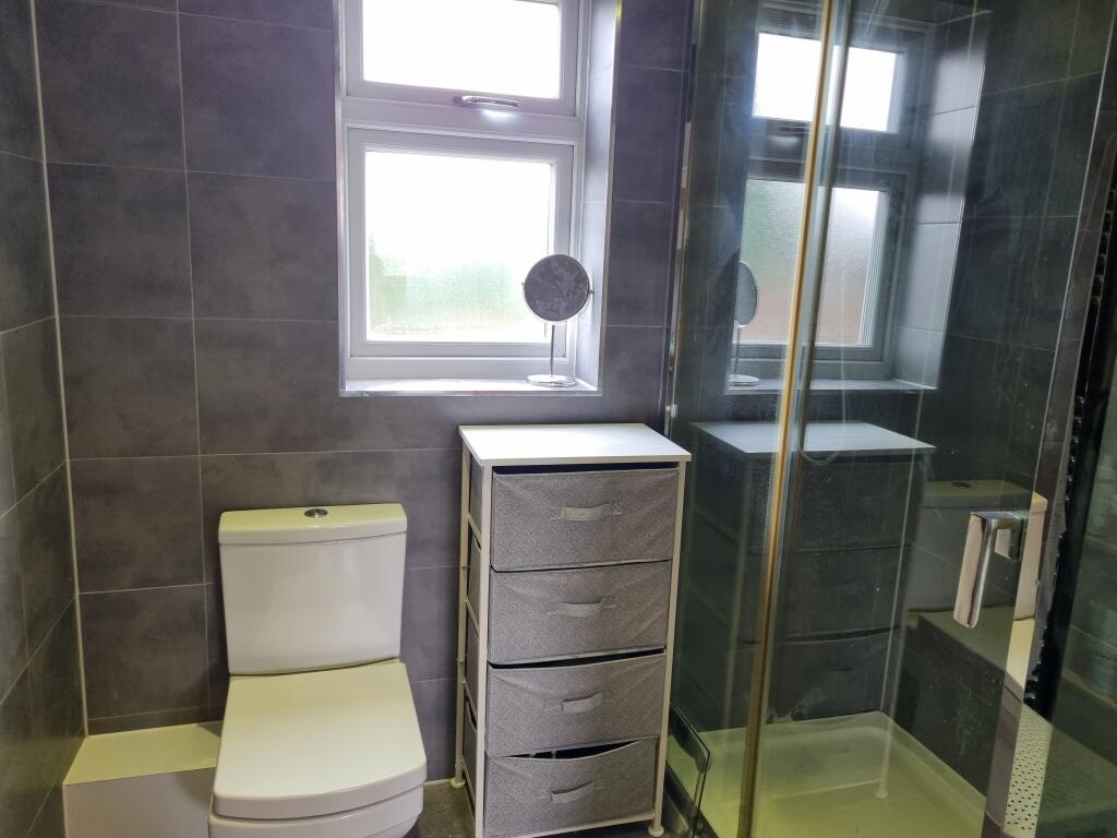 En-suite Bathroom