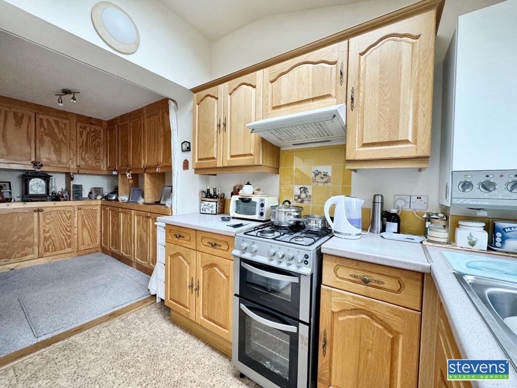 image00005_blurred (5)