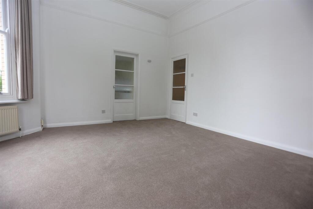 3, 28 Wilbury Gardens new 23 (9).JPG