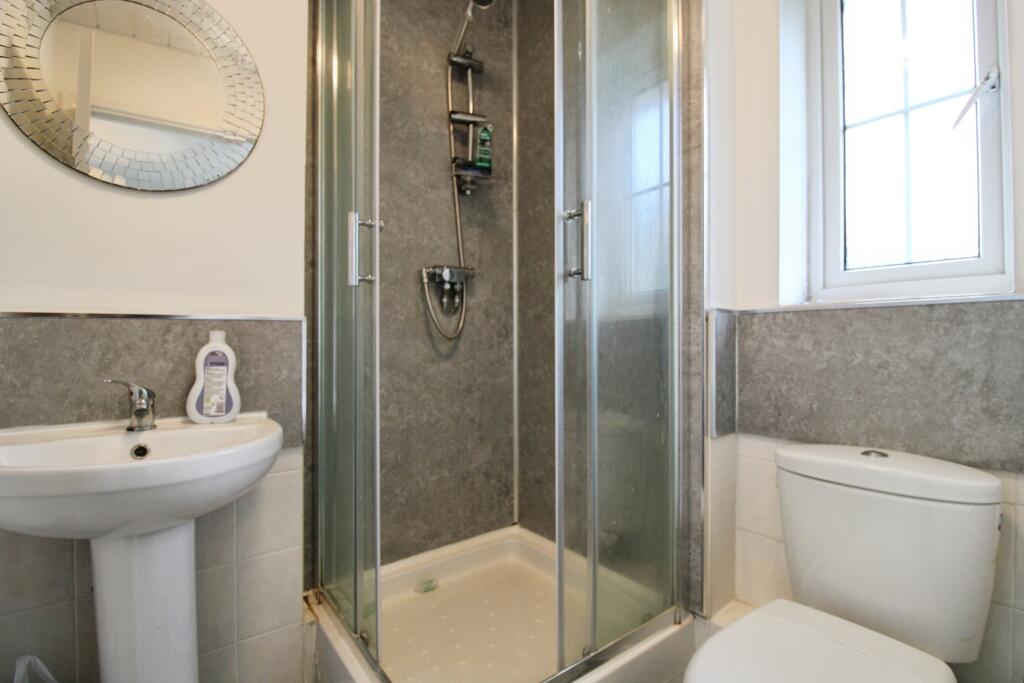 En-suite Bathroom