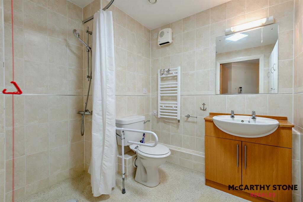 8608949-interior06-800.JPG