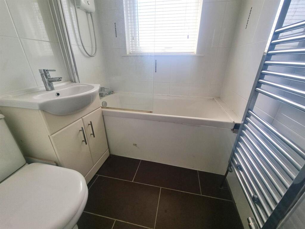 Ensuite Bathroom