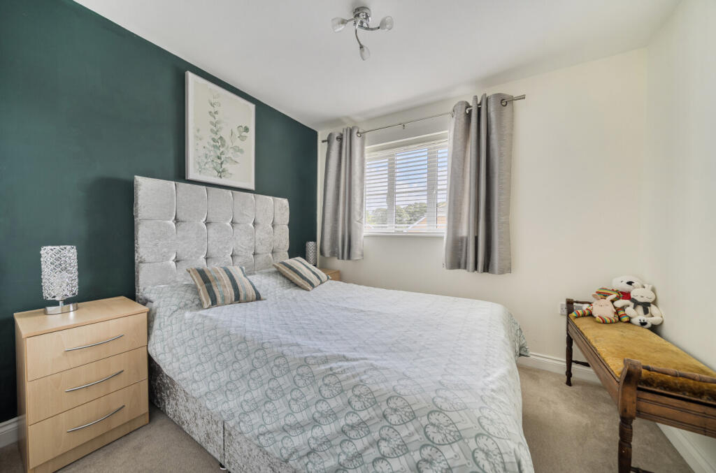 1355513-11-68c7e3...