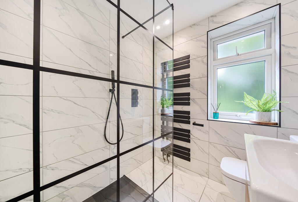 14-681a2f45f26a0-...