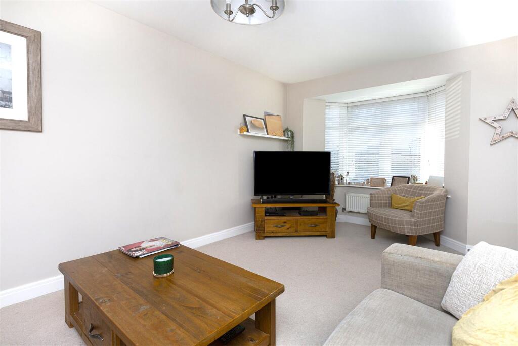 Bramleys Estate Agents - Wadsworth Fold - Lindley 