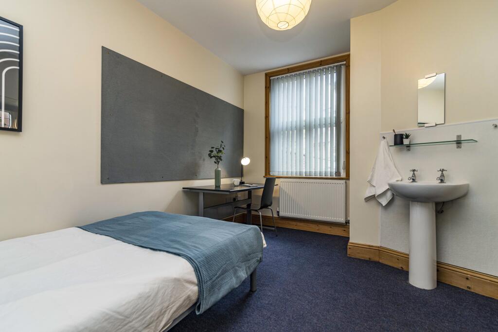 12Barracklane-39