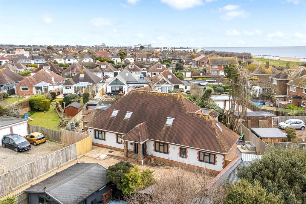 Seafield Avenue, The Chase-008.jpg