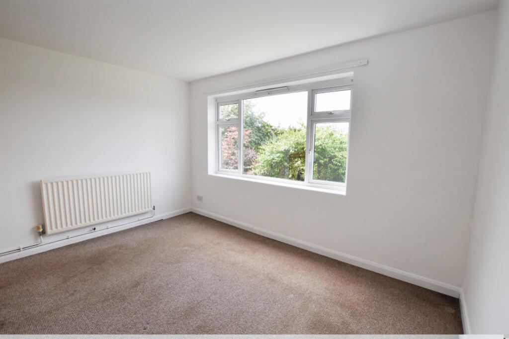 Bedroom 1b
