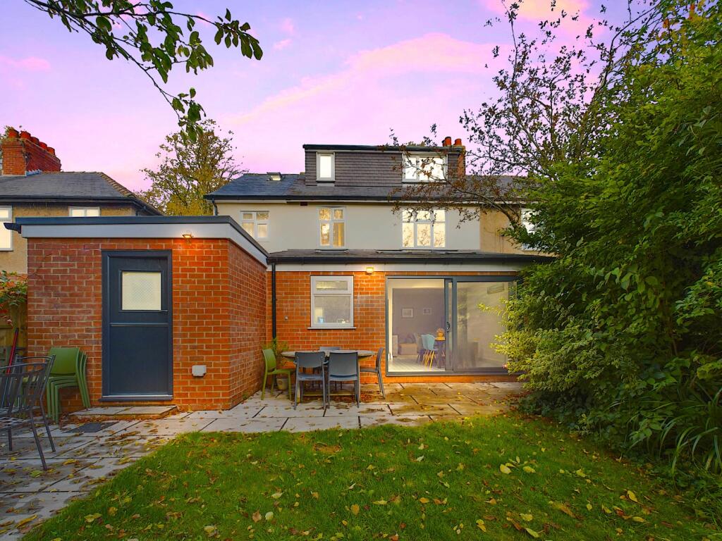 28 Knapton - Rear Dusk