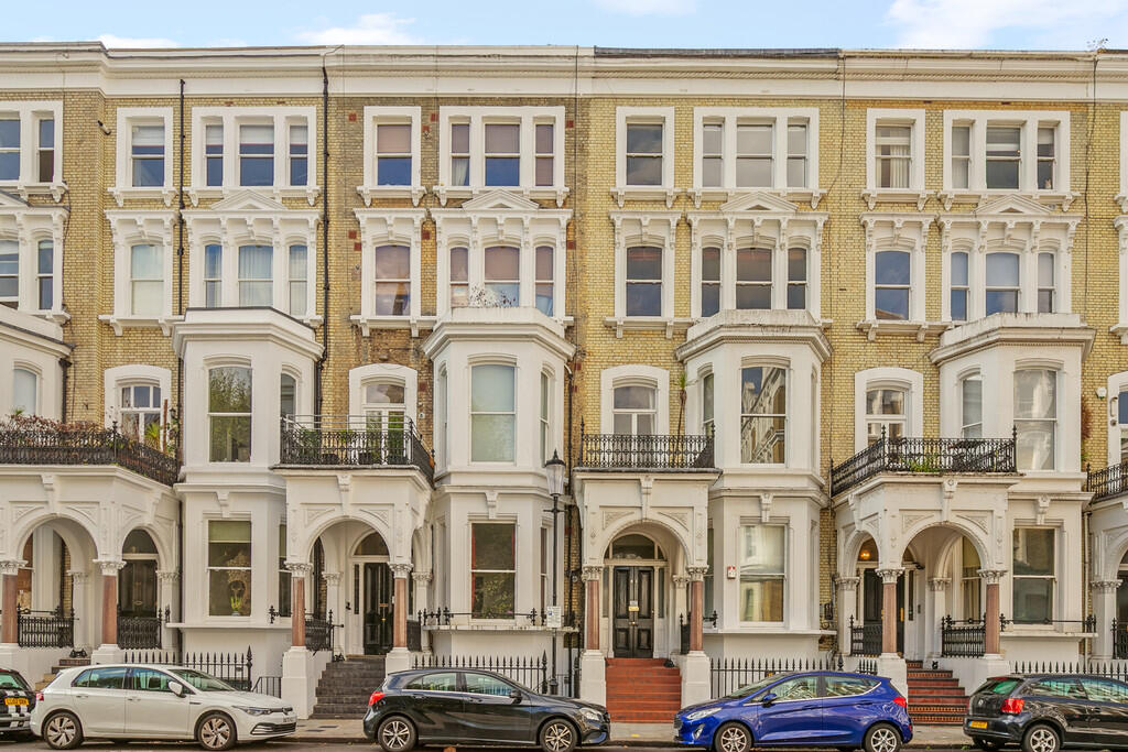 RedcliffeSquare64...