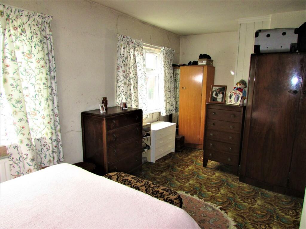 DeanSt73bedd1.JPG
