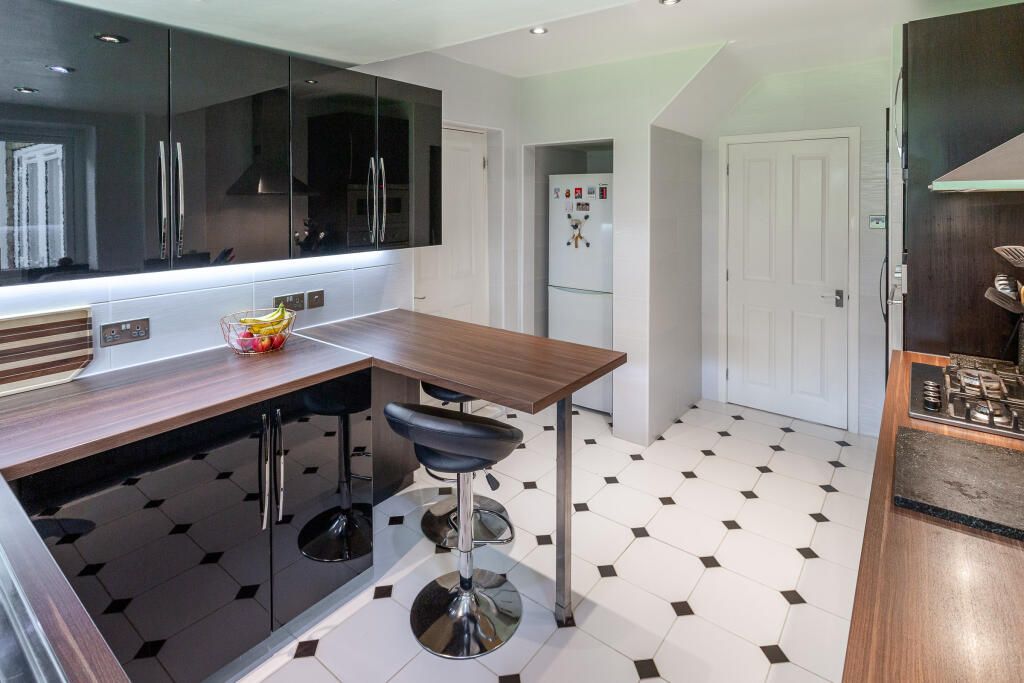 Kitchen c
