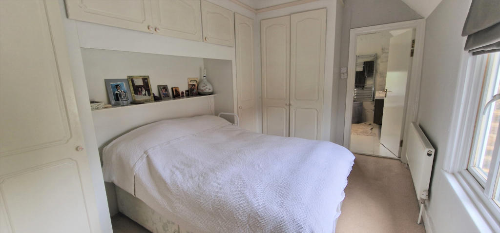 REAR BEDROOM
