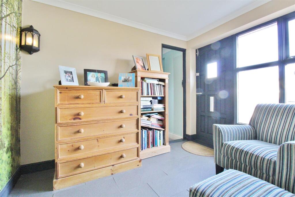 Entrance Hall / Study