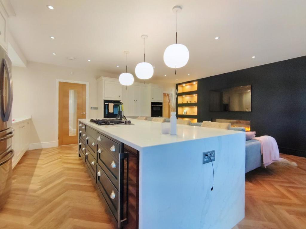 Open Plan Living Dining Kitchen