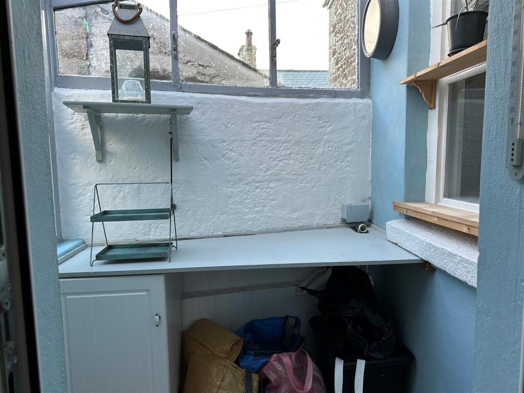 Lean To.jpg