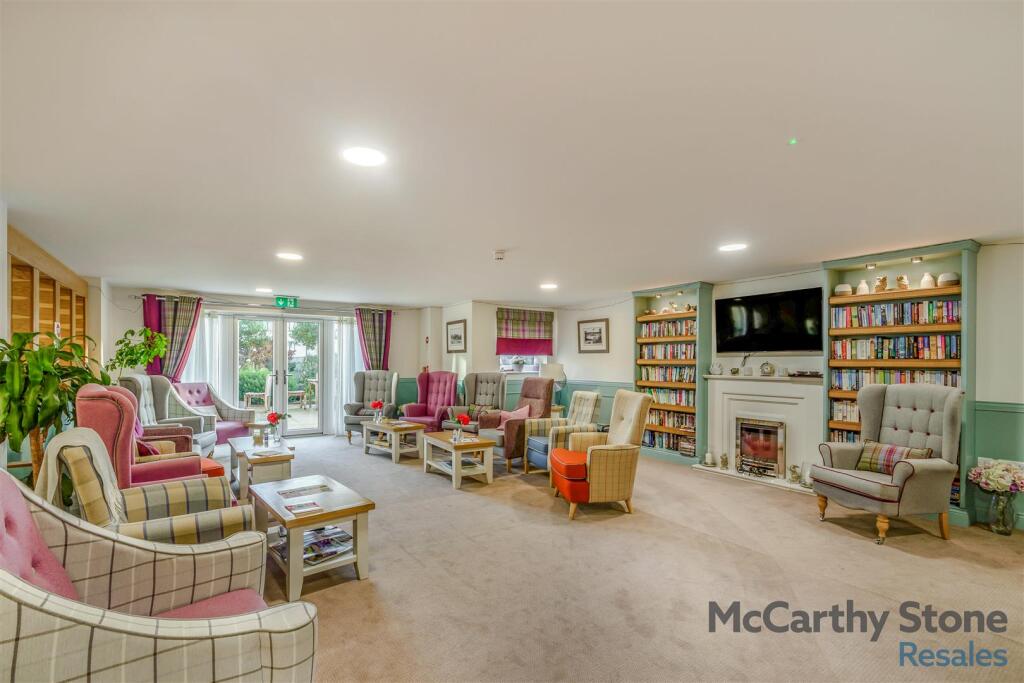 8635289-interior21.jpg