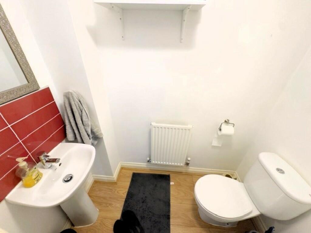 GROUND FLOOR WC