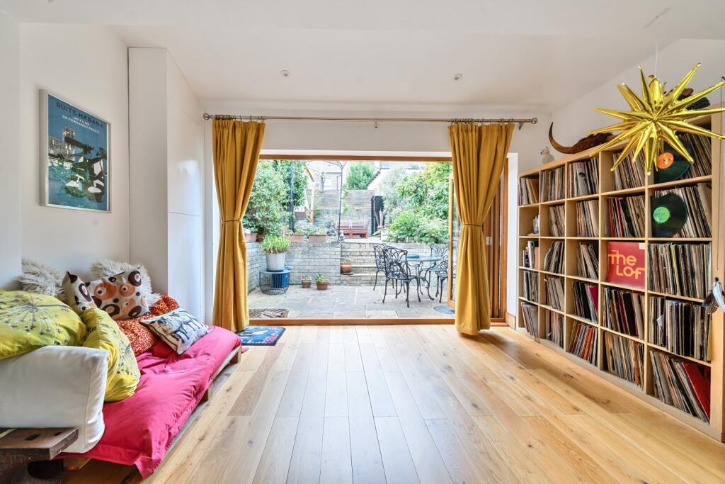 1316093-15-6874fe56050dd