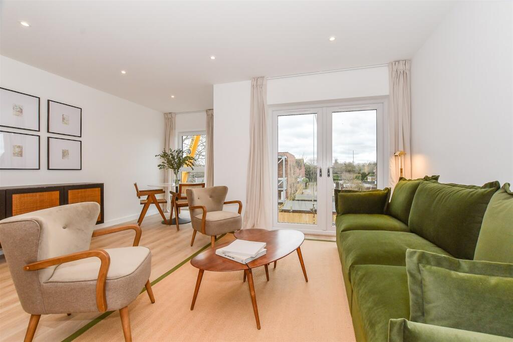 Lounge Diner Show Home