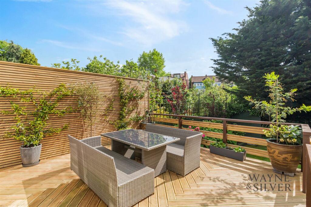 West Heath Gardens-6.jpg