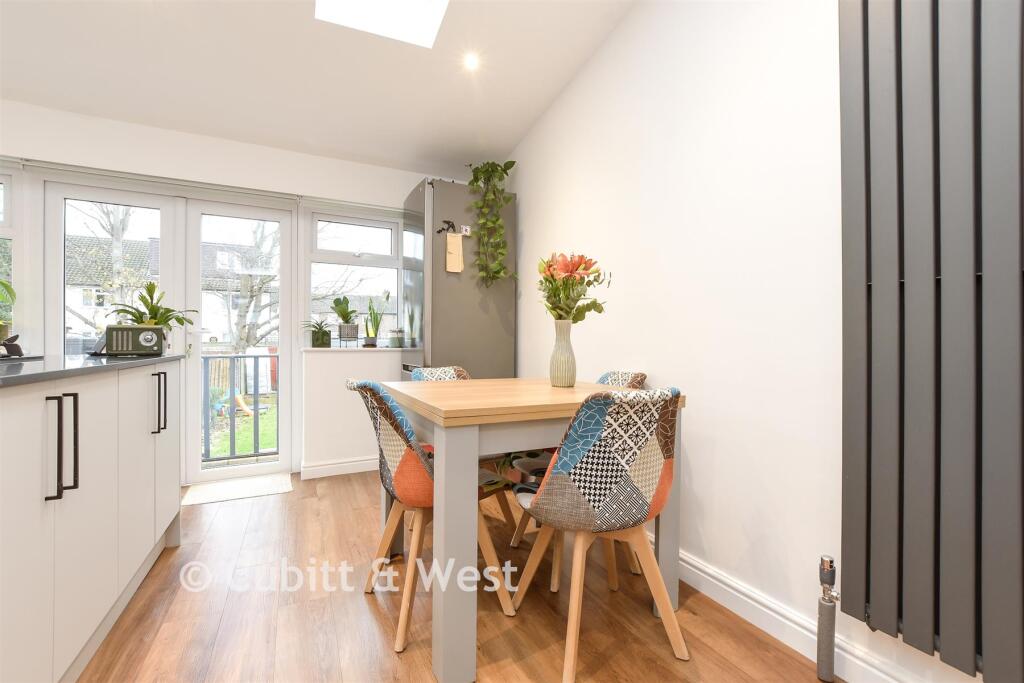 Kitchen/Breakfast Room