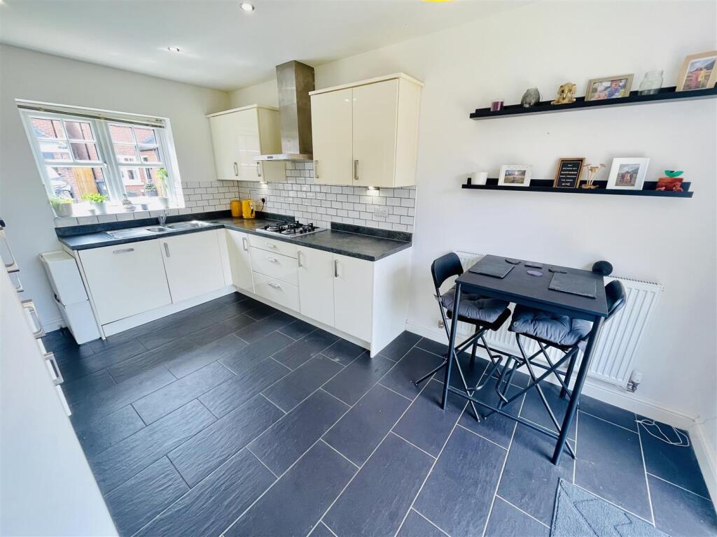 Open Plan Kitchen/Dining Room
