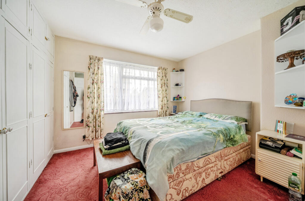 1344069-3-68a598a...