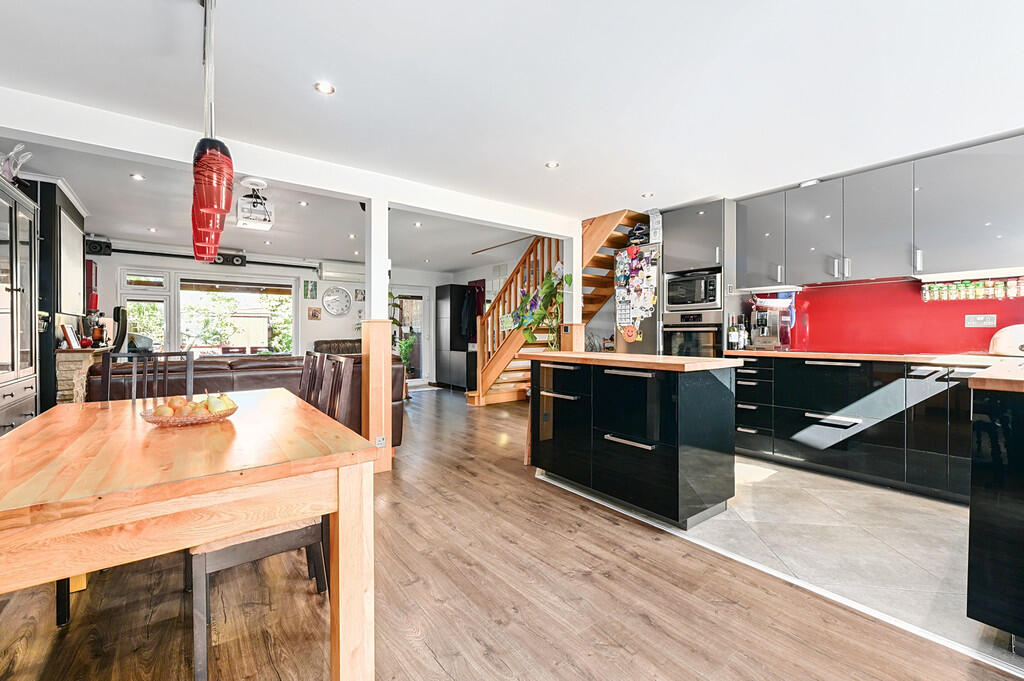 243 Beaulieu Gard...