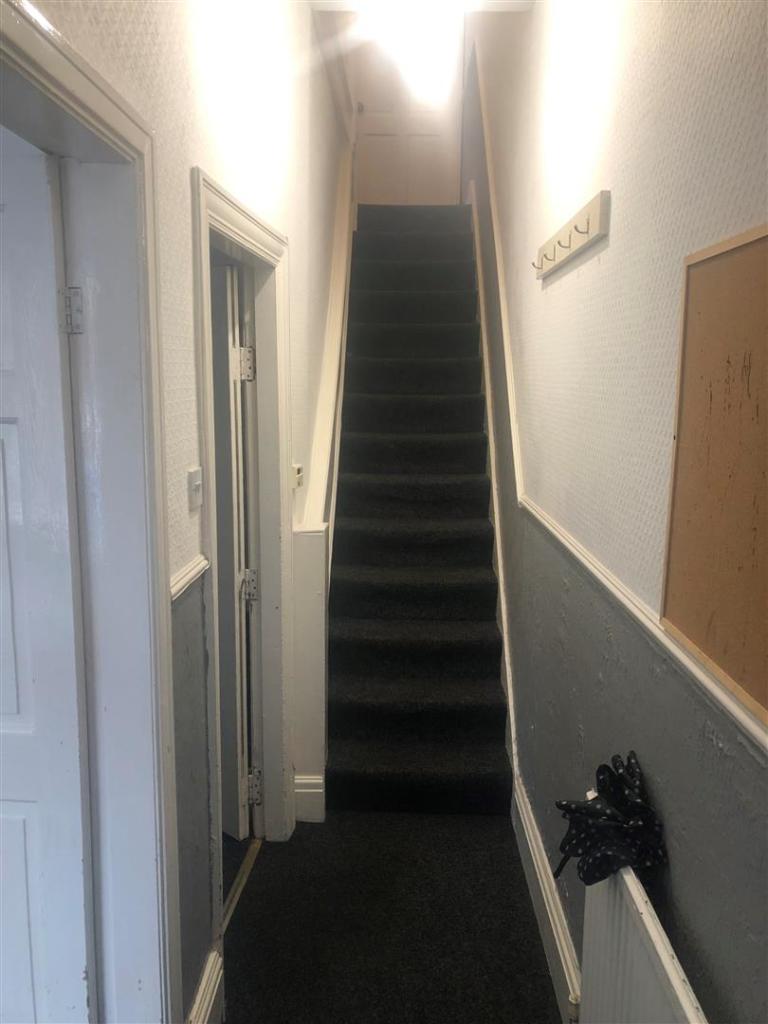 3 Falmouth st Hallway.jpg