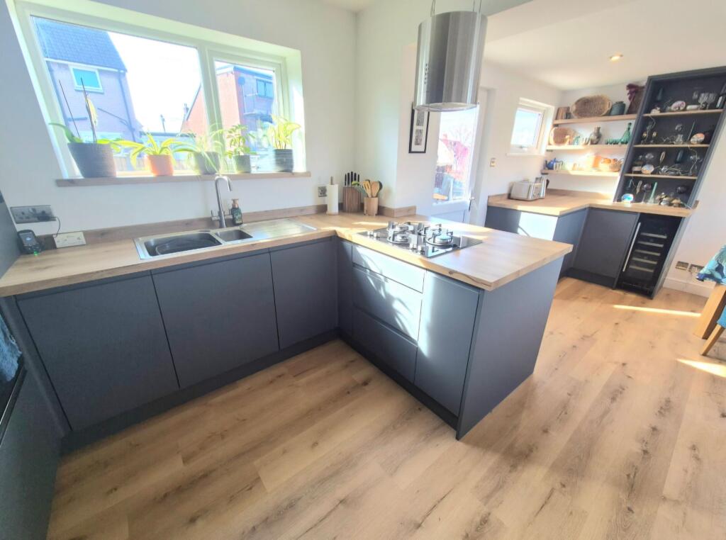 Kitchen diner