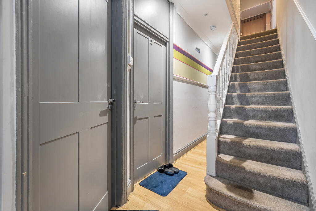 1341933-20-68b1aa...