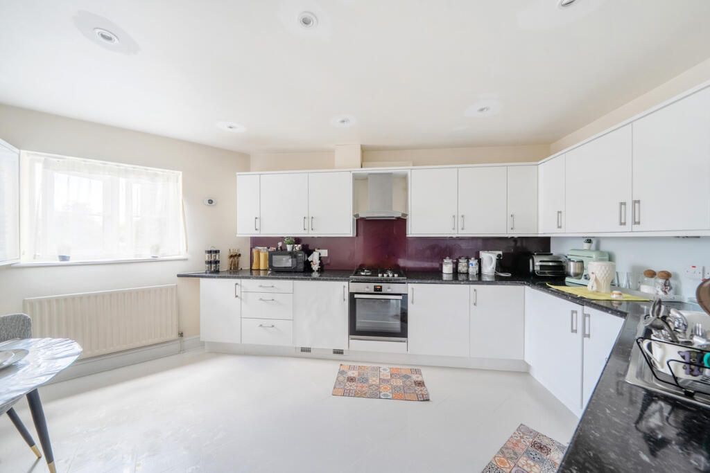 1321195-9-686cfa5...