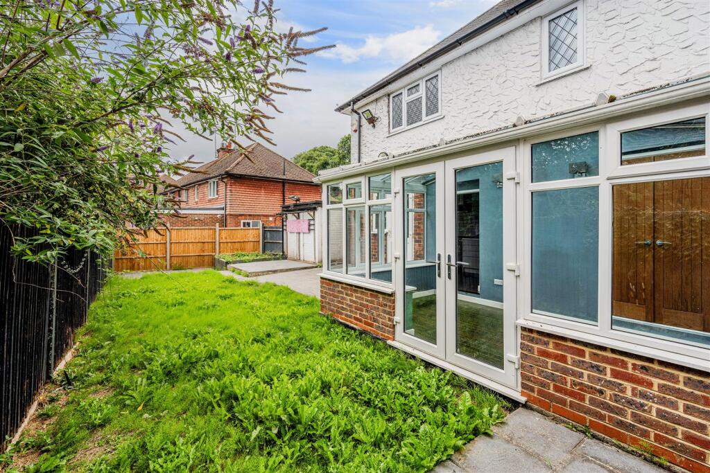 ASHURST ROAD, 86 (5).jpg