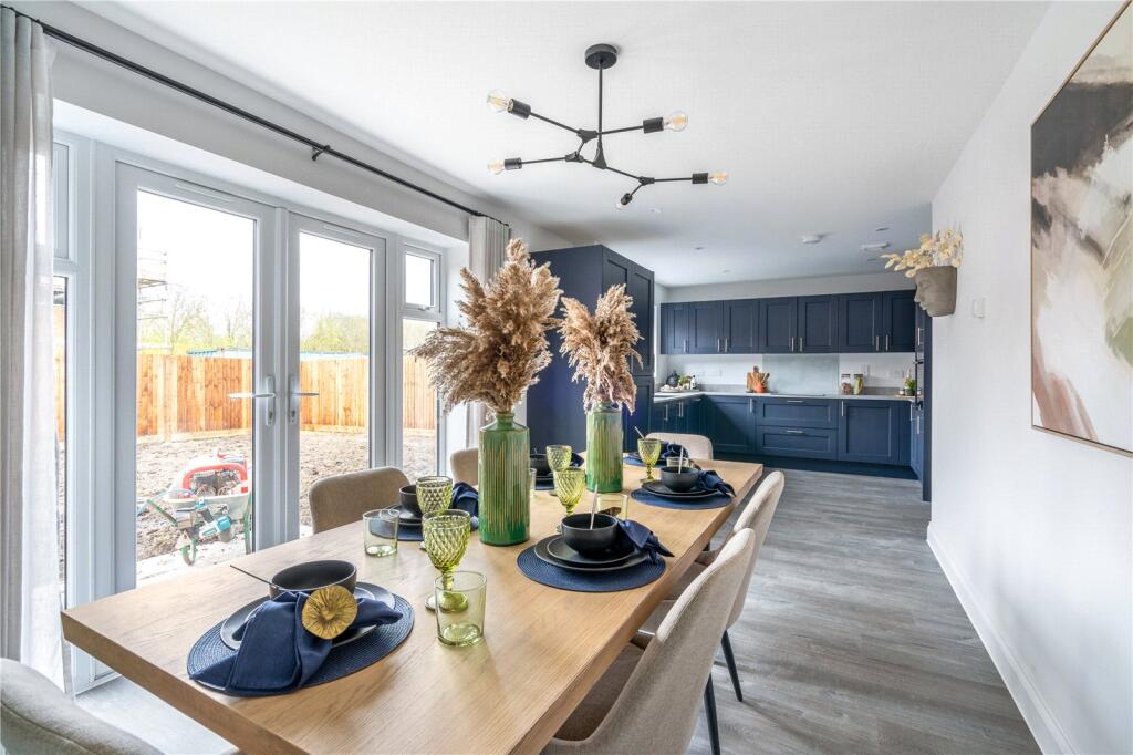 Show Home Dining