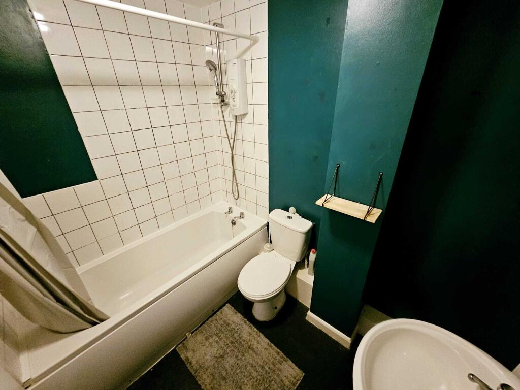 4dc70f43-3ae3-4135-afe7-678ab547f191