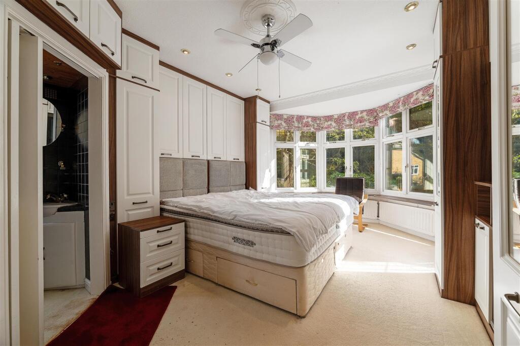 36 Kenilworth Road-223-HDR.jpg