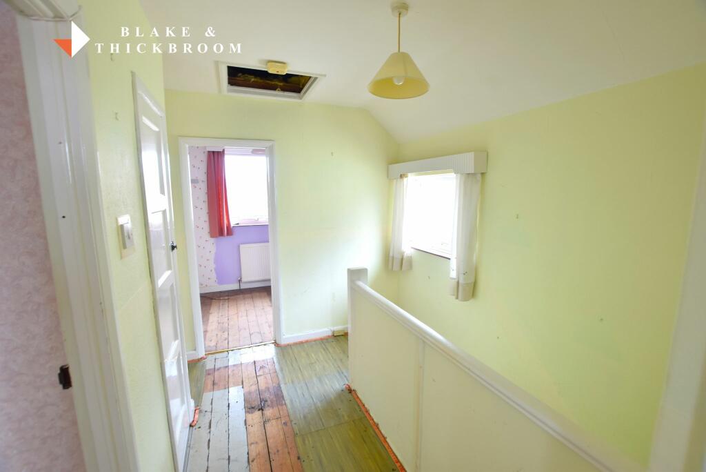 FIRST FLOOR  LANDING