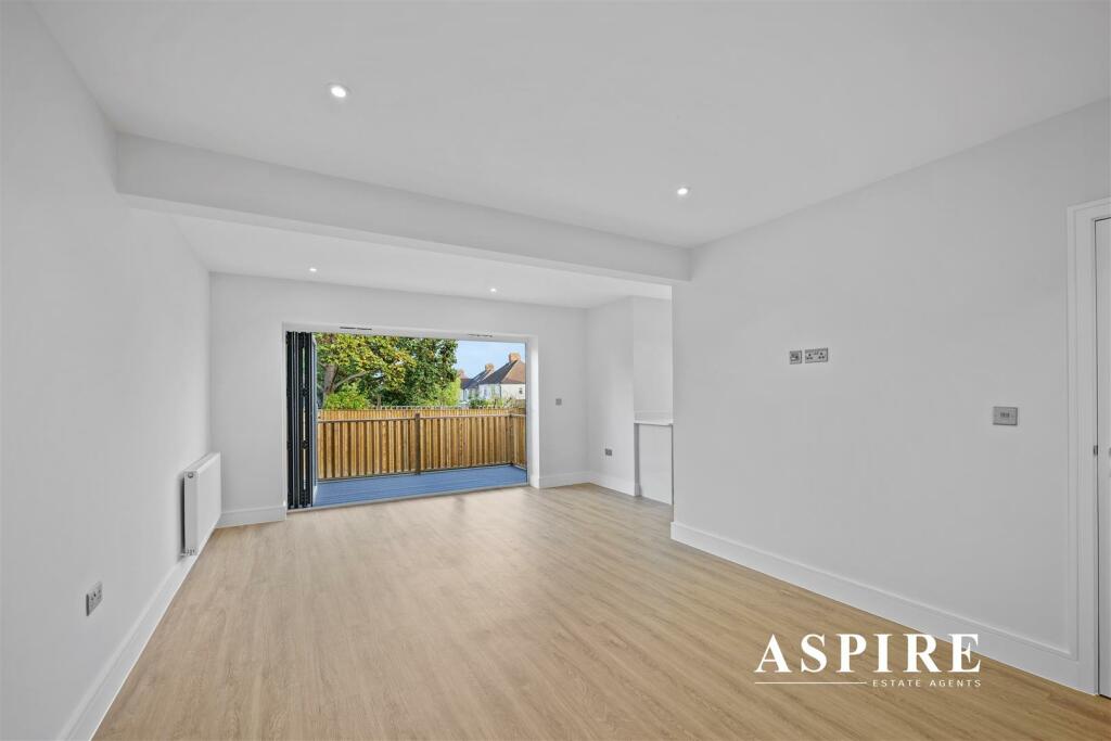 Aspire Estate Agents7.jpg