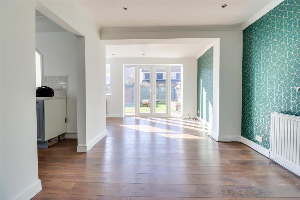 Dining/Sitting Room