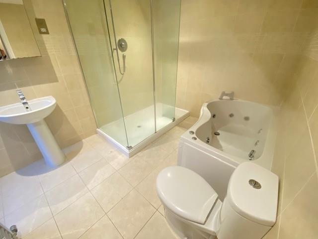 flat 1 20 connaught.jpg