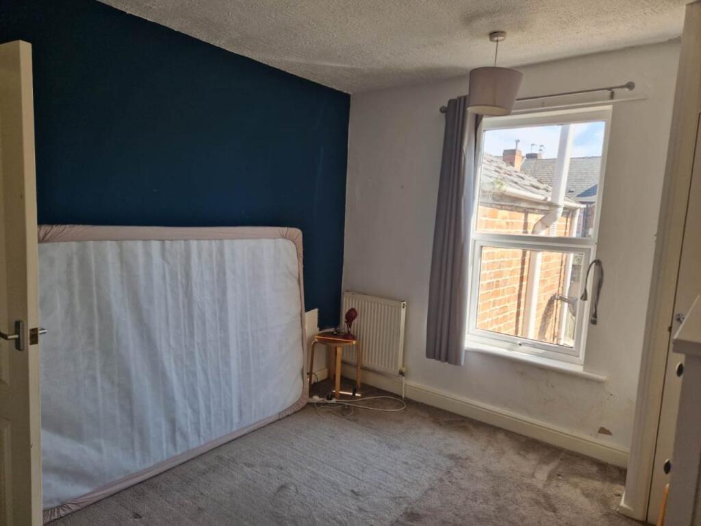 Rear Bedroom (2)