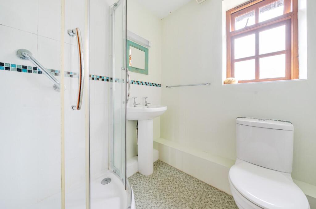 39 Churchill Road, Welton