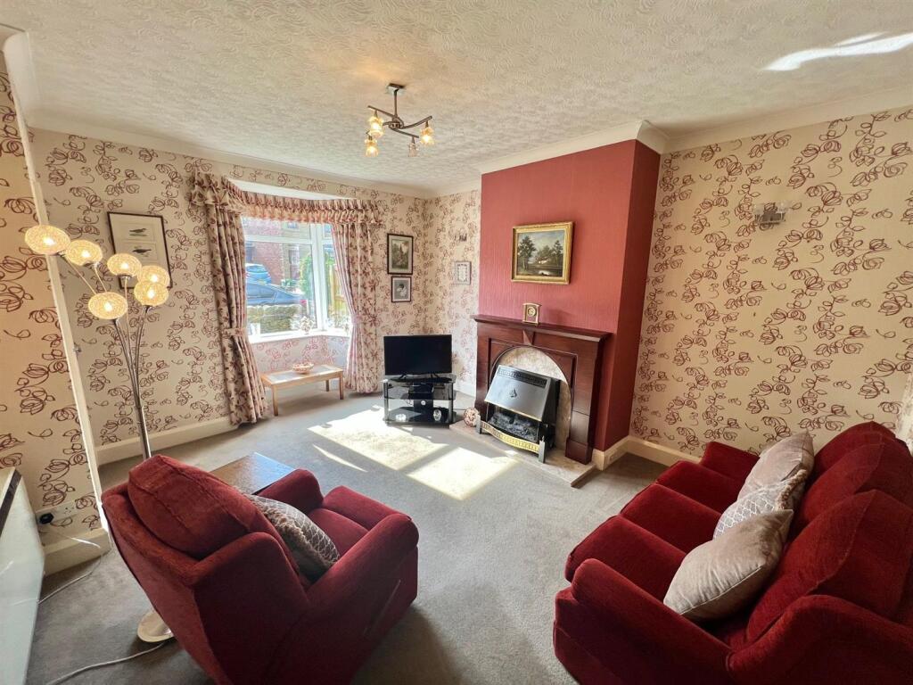 Bramleys Estate Agents - Lidgett Lane - Skelmantho