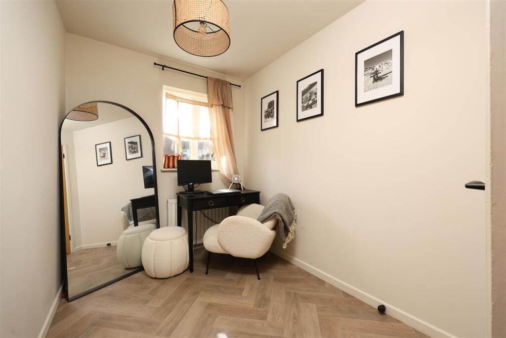 29 Naisholt Road 23.JPG