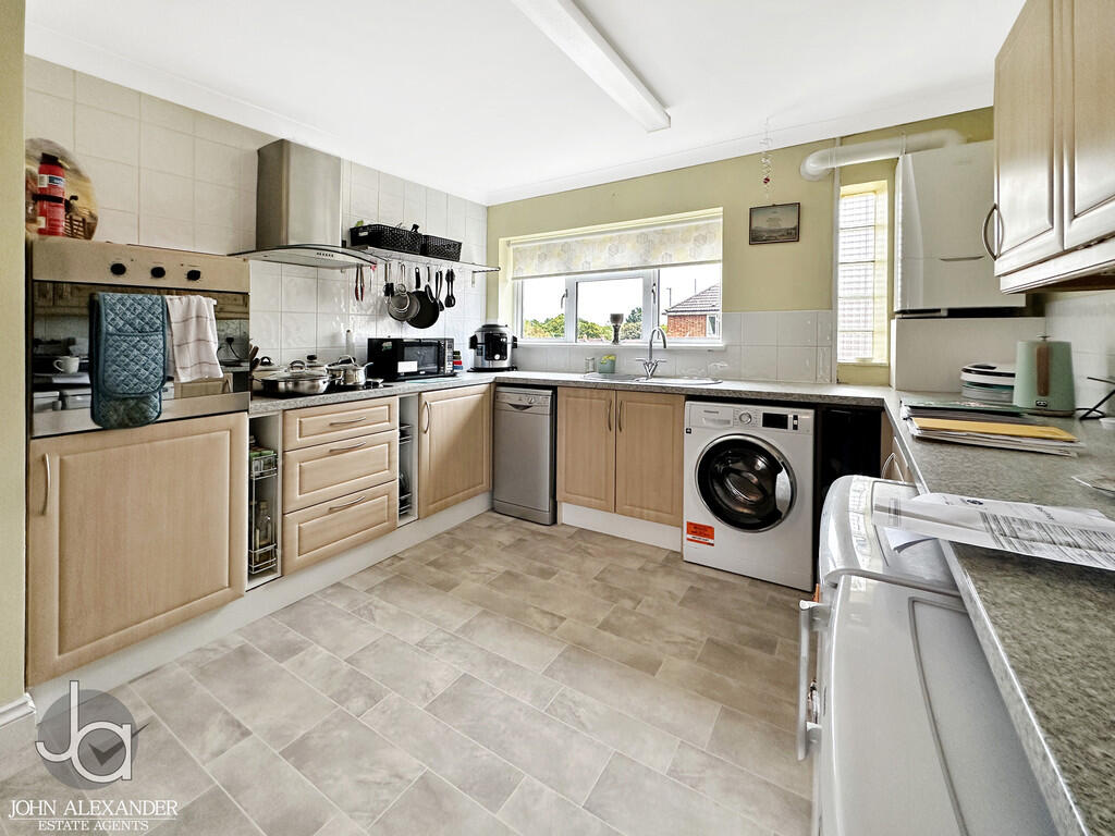 20251015_11381600...