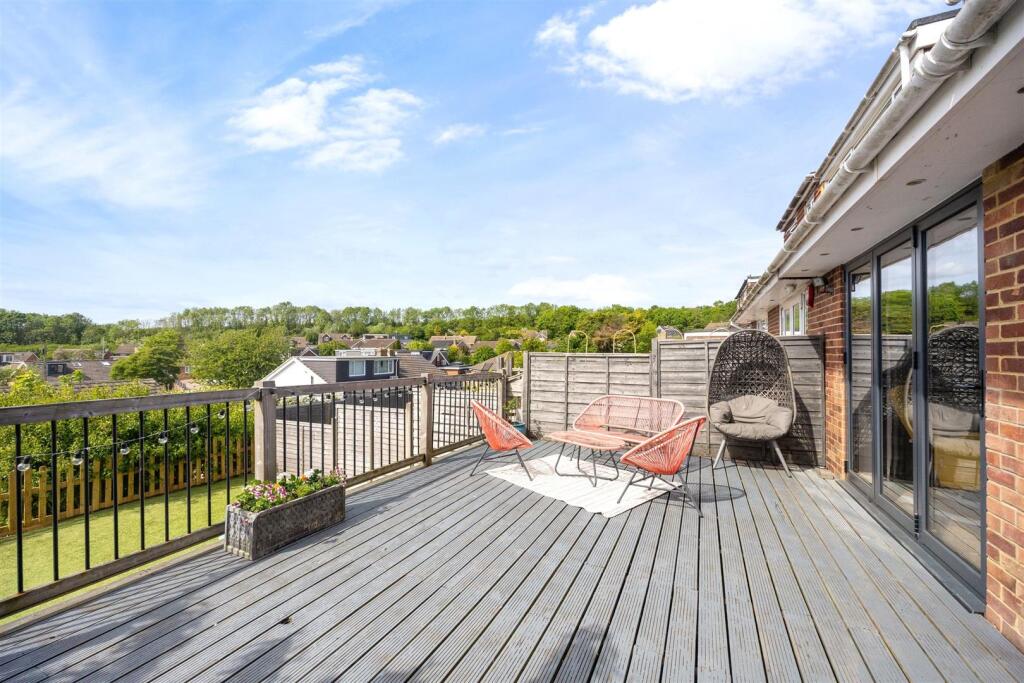 Hangleton Valley Drive 155 sun terrace.jpeg