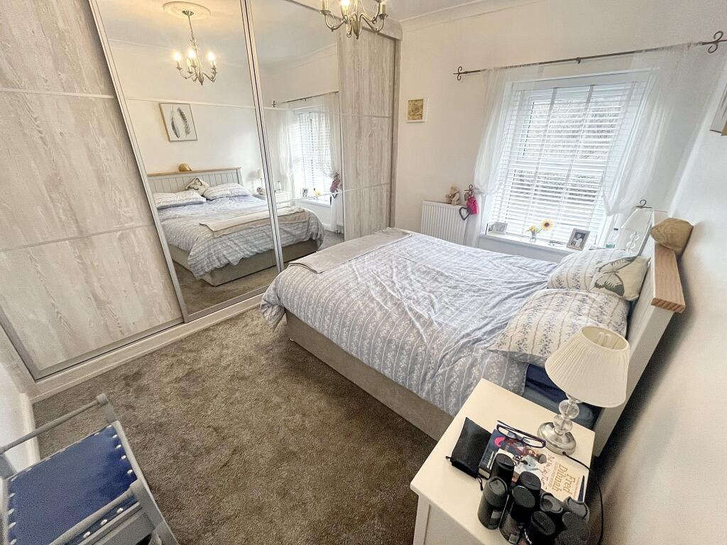 Bed12