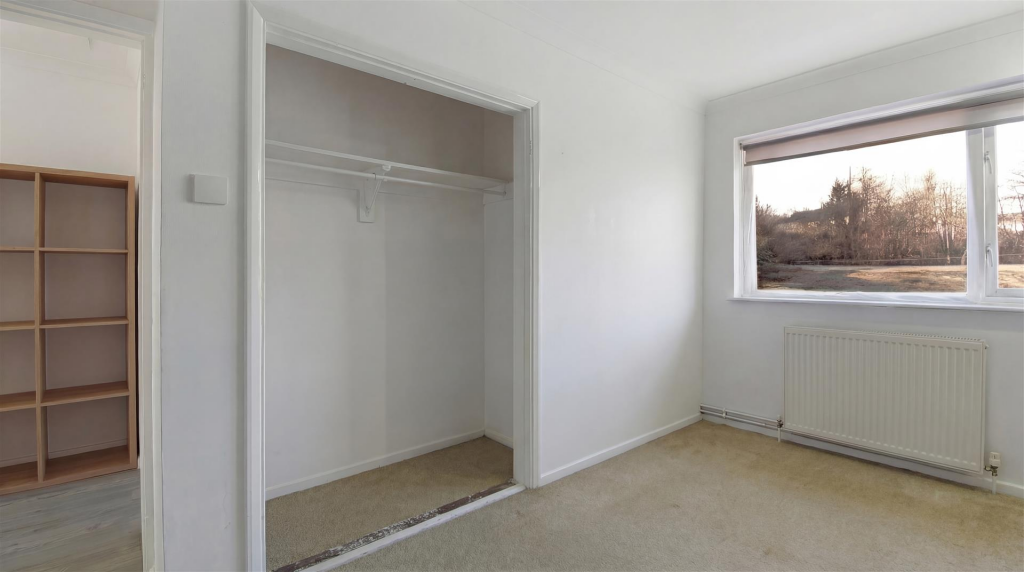32 Bishopstone Drive (10).png