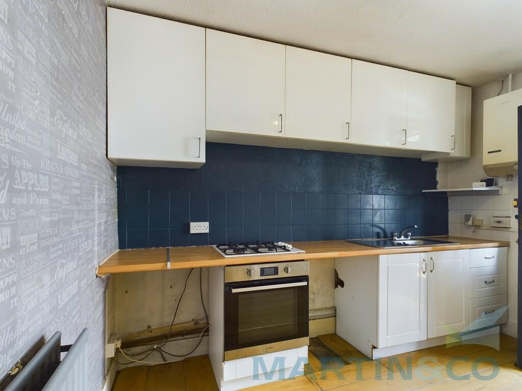 Kitchen Pic 2